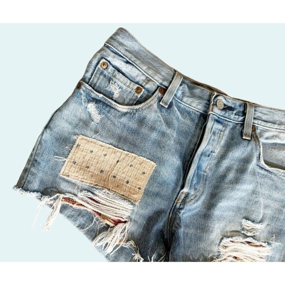 LEVI'S 501 Cut Off Button Fly Patchwork Distressed Shorts Size 28 - Picture 2 of 8